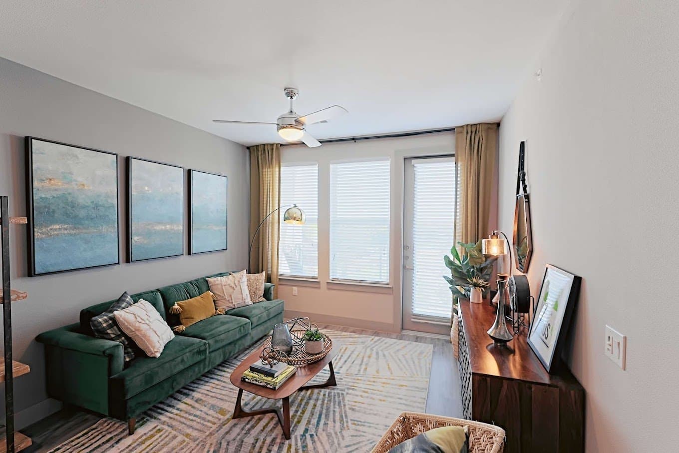 Austin Apartment: 6107 E riverside dr