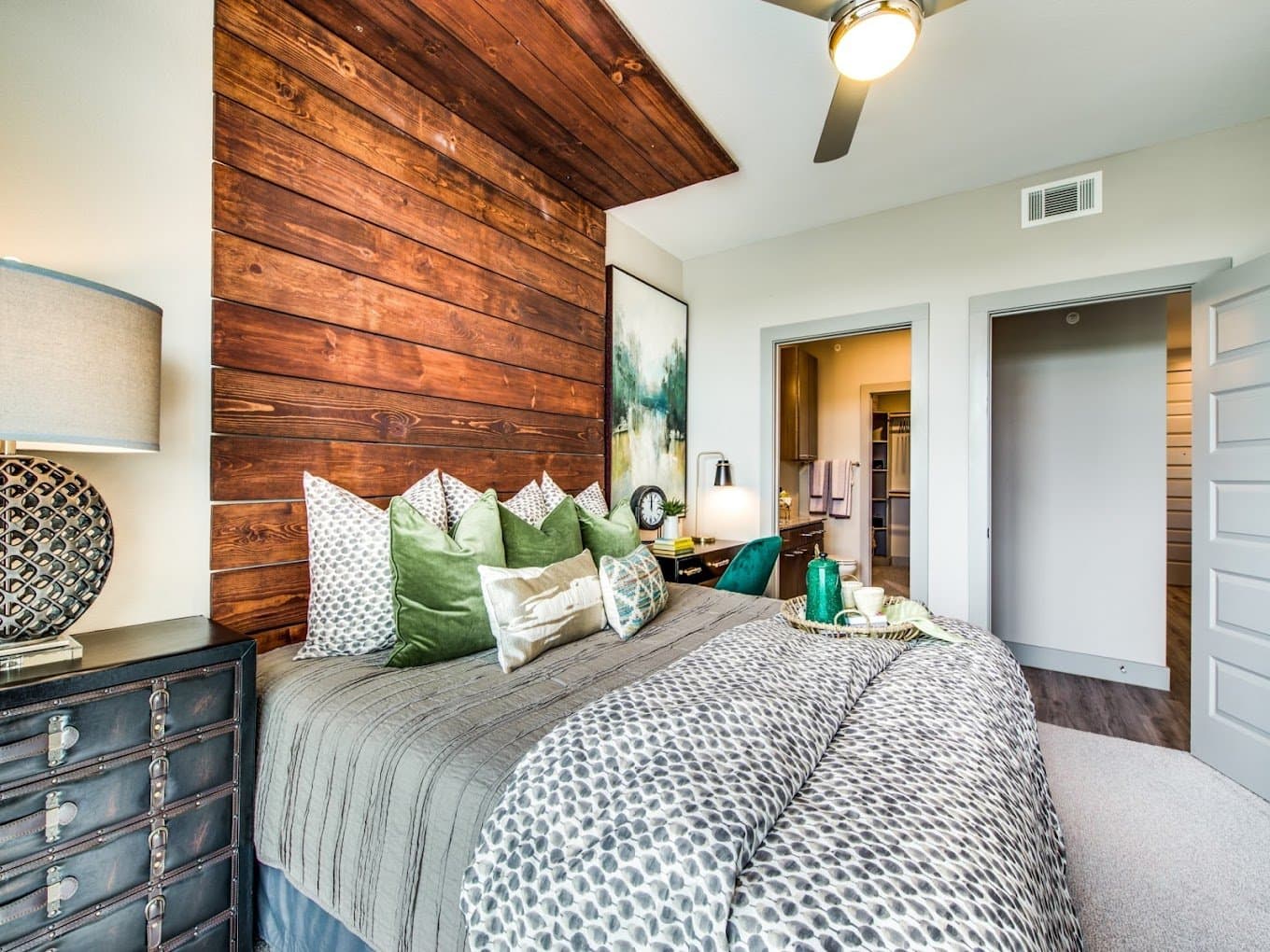 Austin Apartment: 6107 E riverside dr