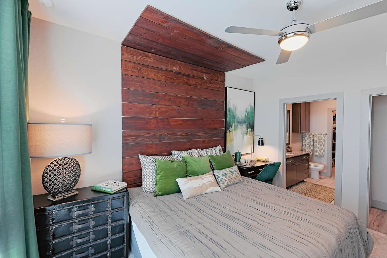 Austin Apartment: 6107 E riverside dr