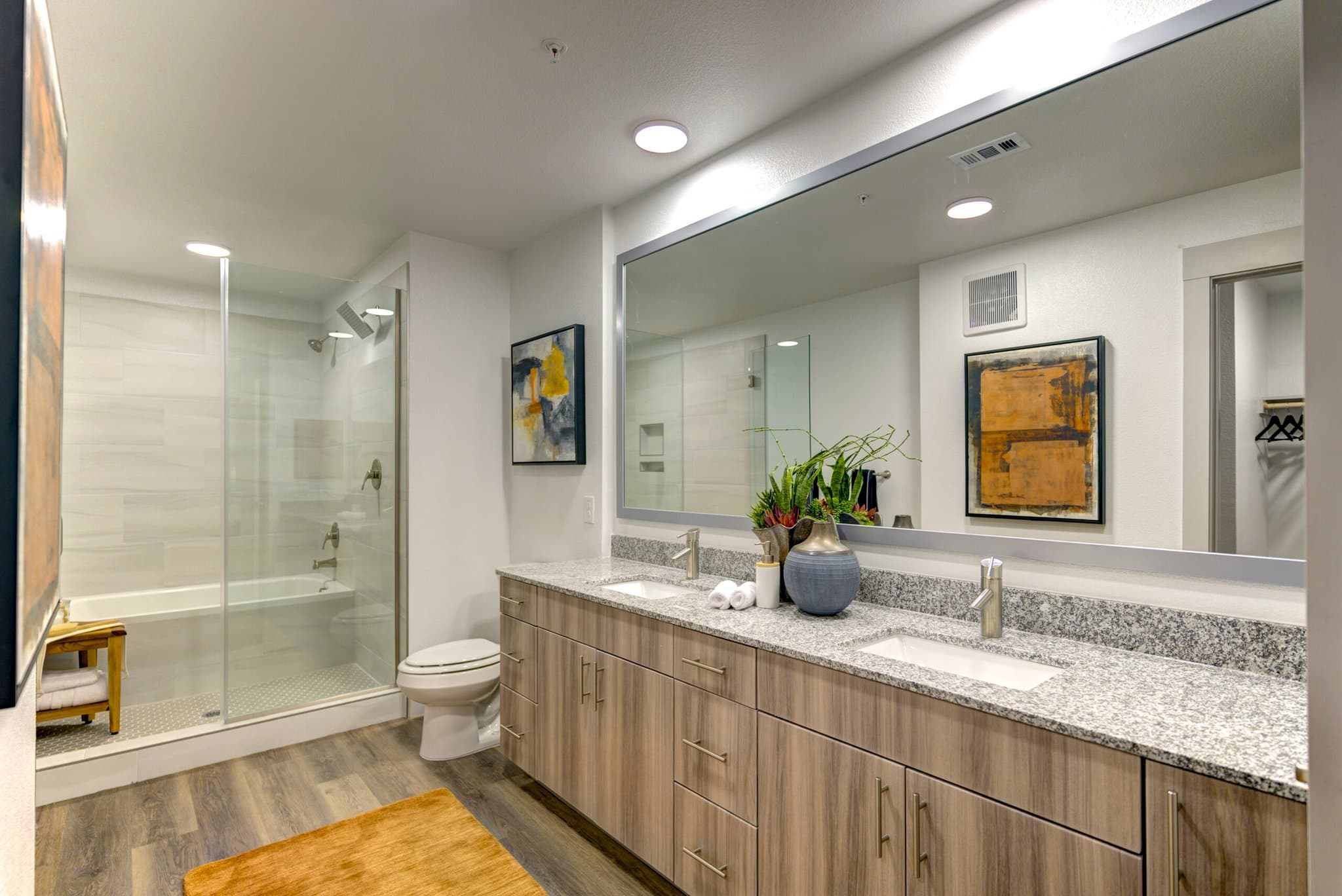 Austin Apartment: 1301 Parker ln