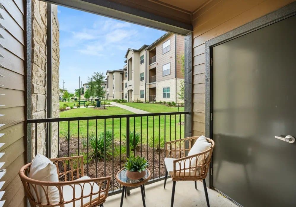 Del Valle Apartment: 13411 FM 812