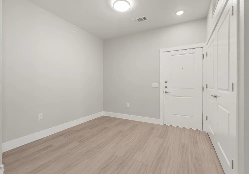 Del Valle Apartment: 13411 FM 812