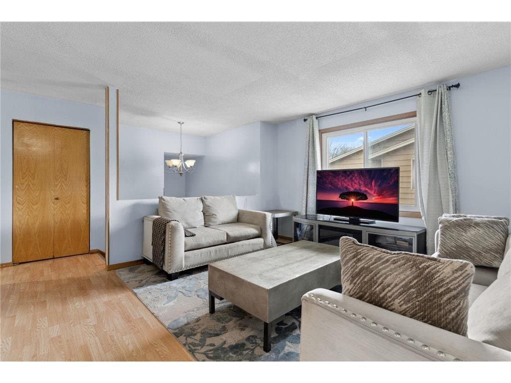 Eagan Townhome: 4421 Cinnamon Ridge Circle