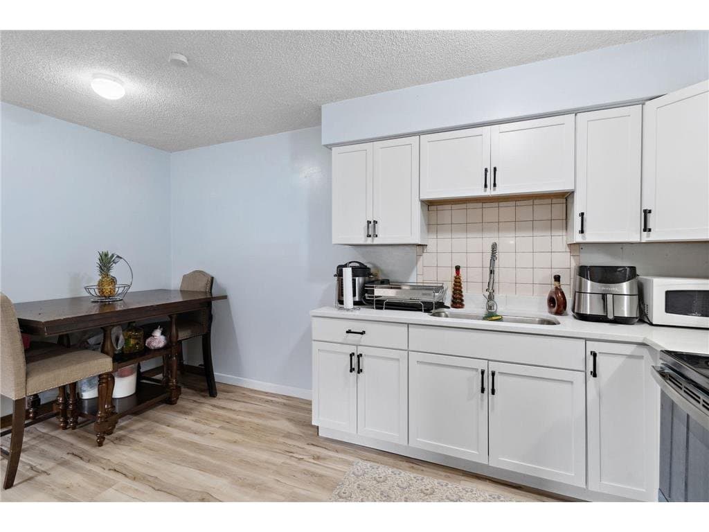 Eagan Townhome: 4421 Cinnamon Ridge Circle