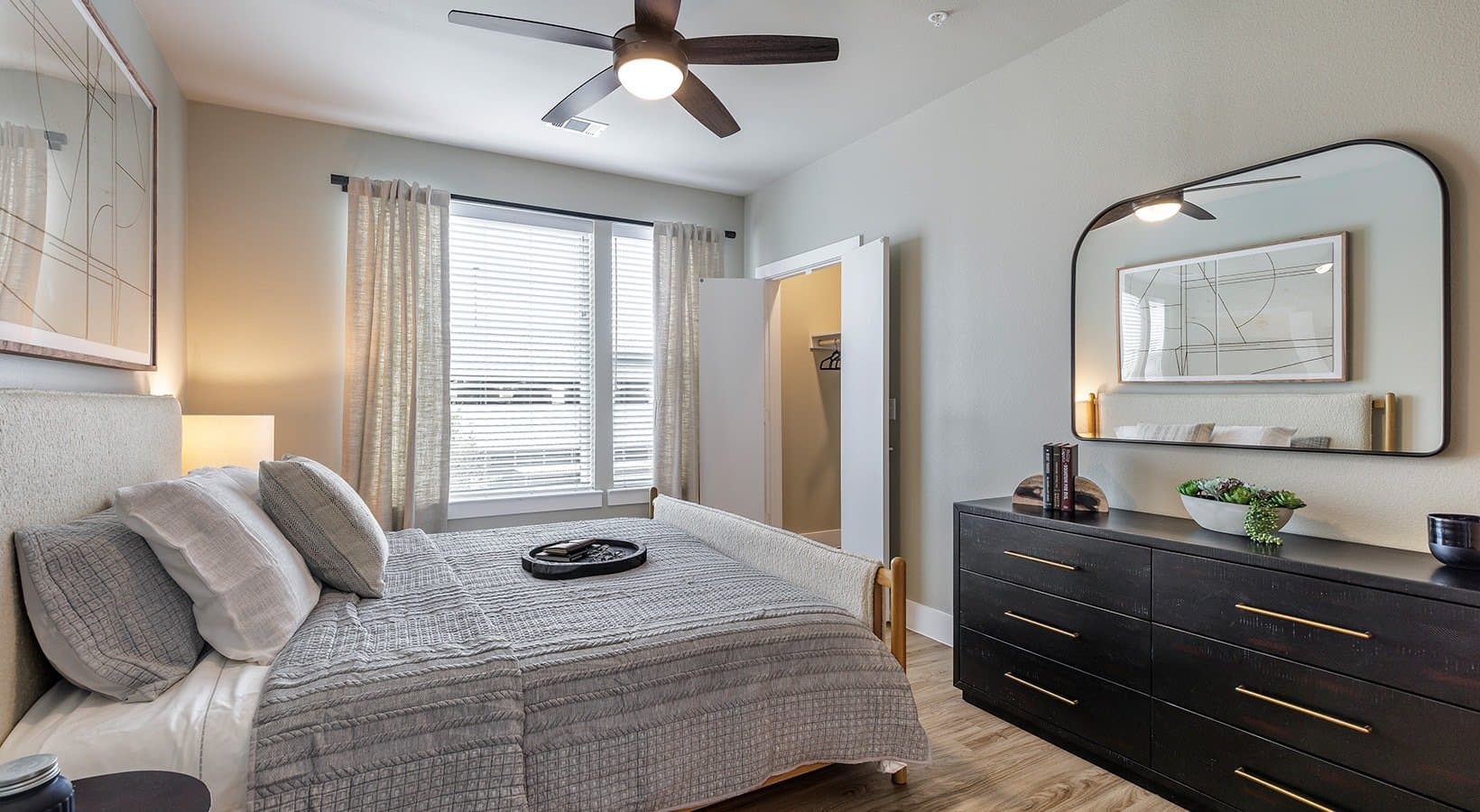 Austin Apartment: 6400 E riverside
