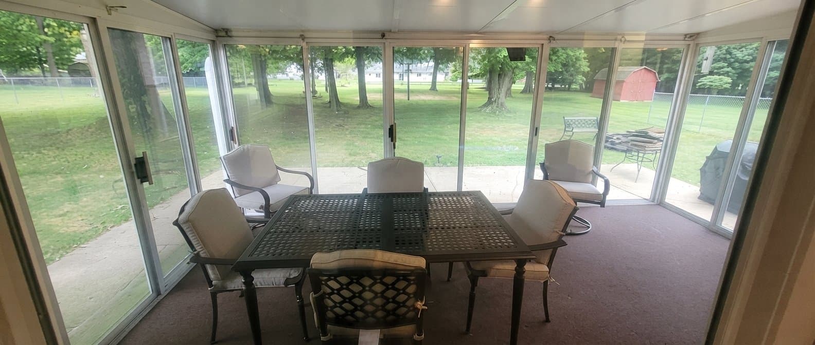 Richmond Heights House: 4846 Monticello Blvd