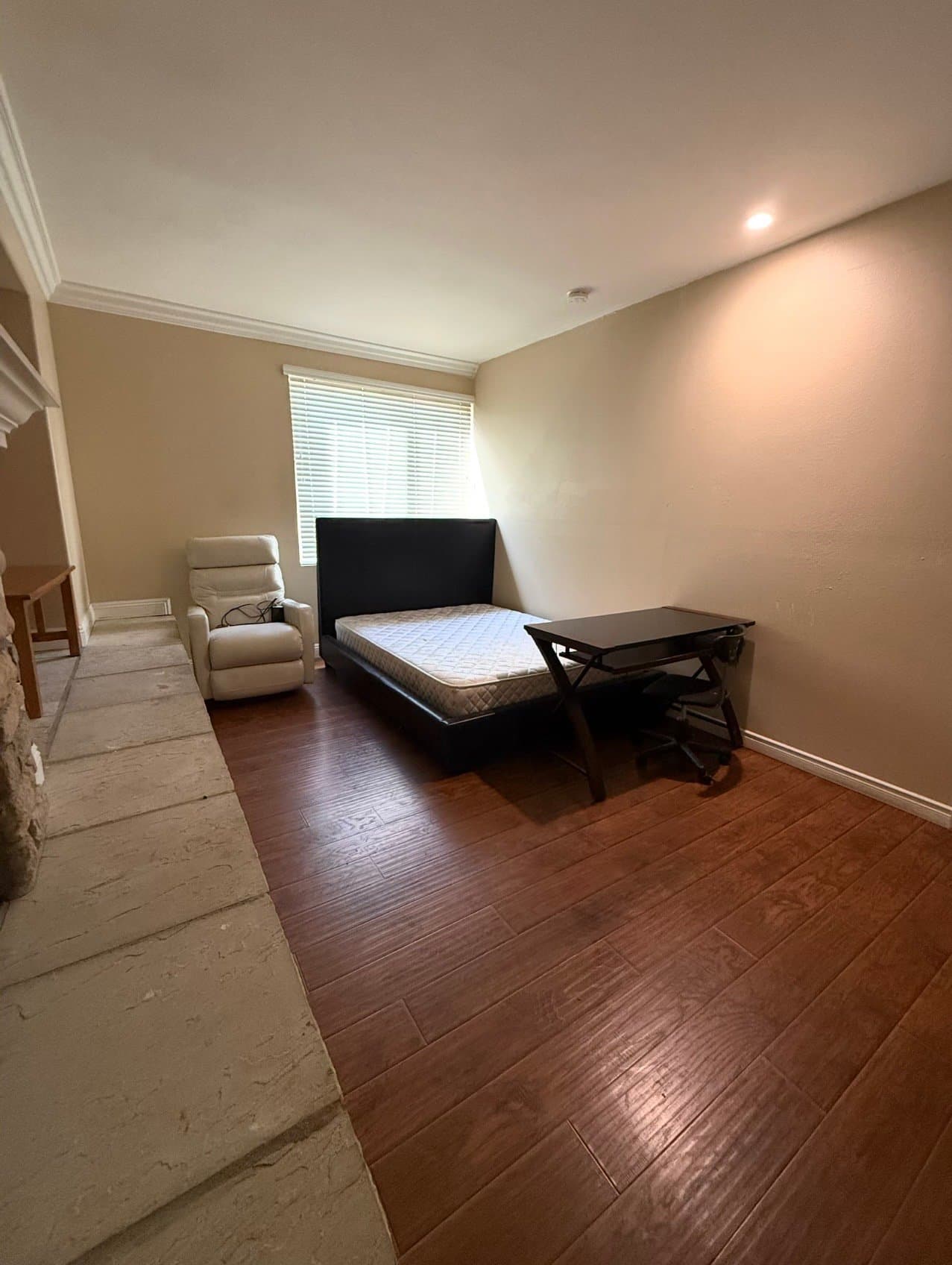 Eastvale Single Room: 13668 amberview pl