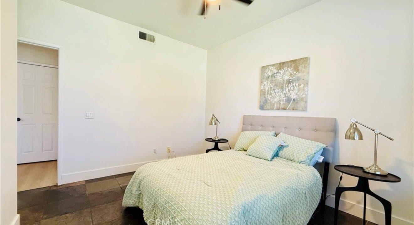 Jurupa valley Single Room: 11958 sunstone ct