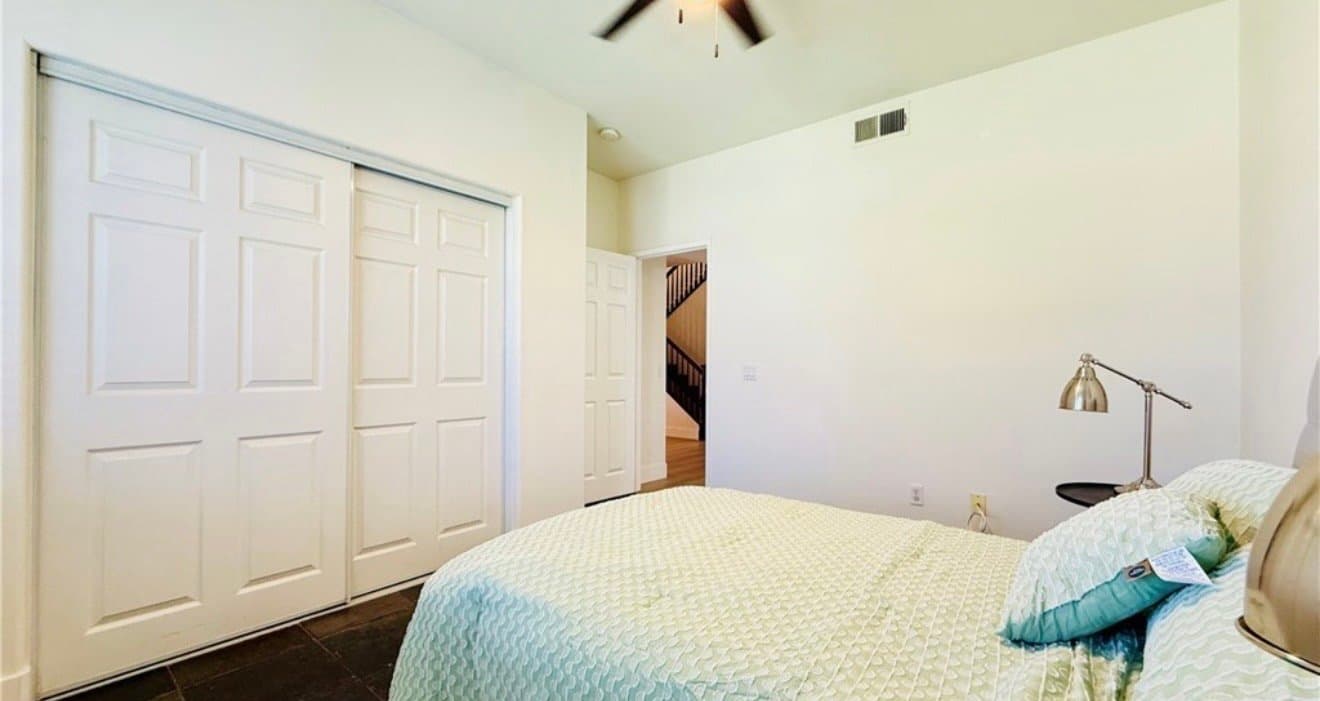 Jurupa valley Single Room: 11958 sunstone ct