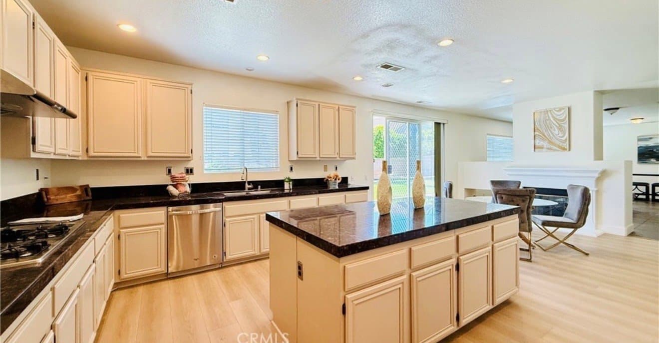 Jurupa valley Single Room: 11958 sunstone ct