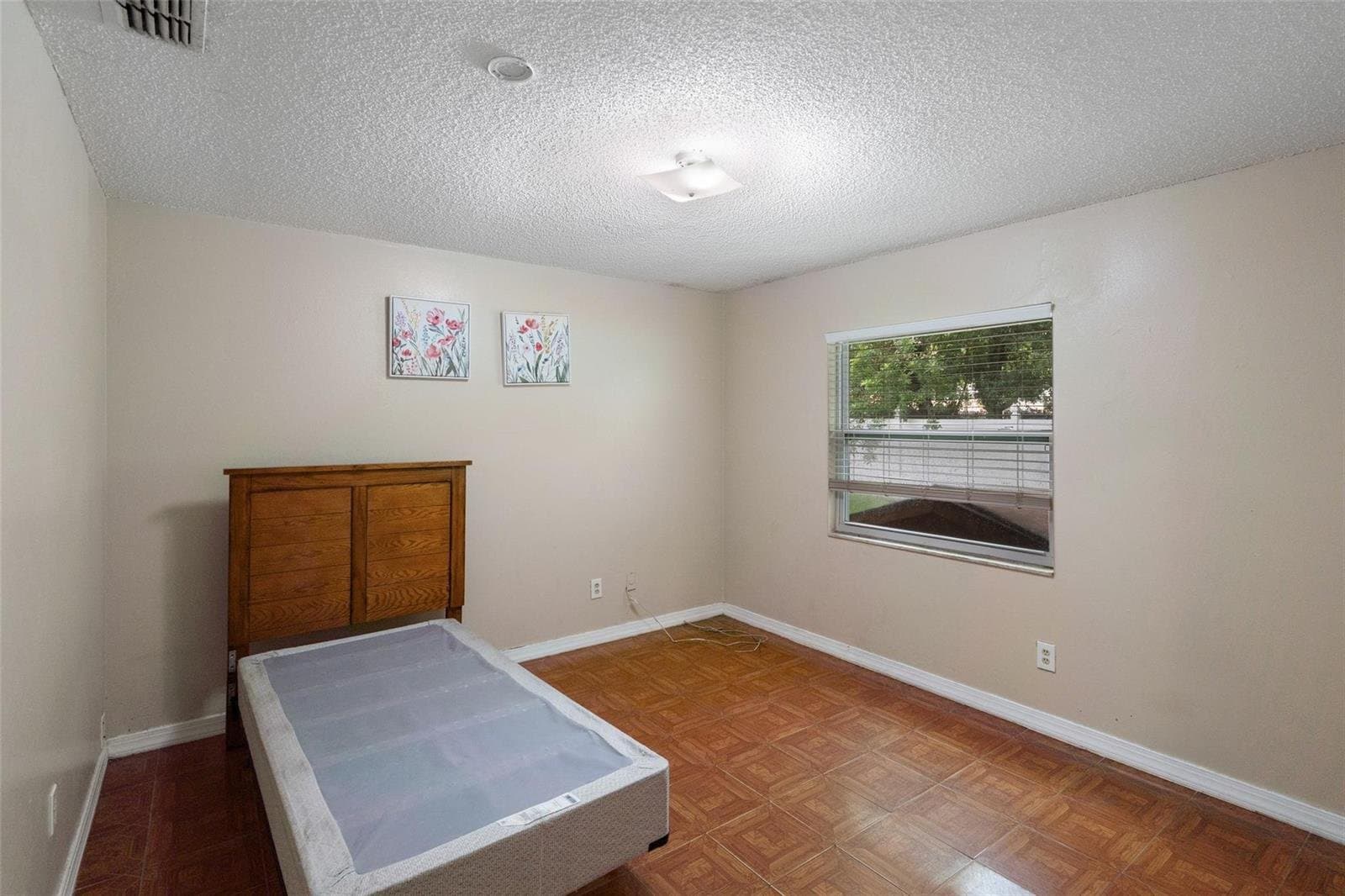 ORLANDO House: 418 Declaration Dr
