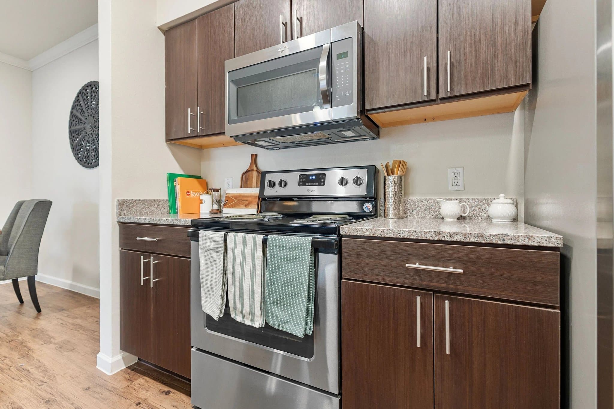 Austin Apartment: 1701 Oak Hill Ln