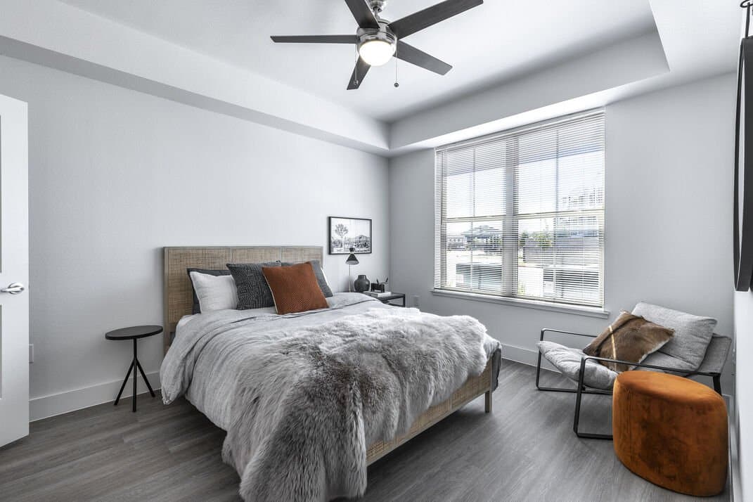 Austin Apartment: 2001 E Slaughter Ln