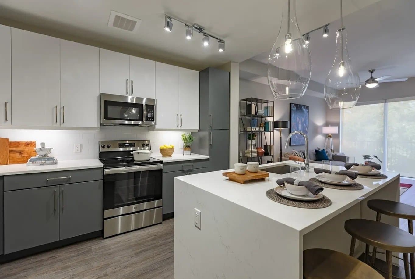 Austin Apartment: 1115 Town Creek Dr