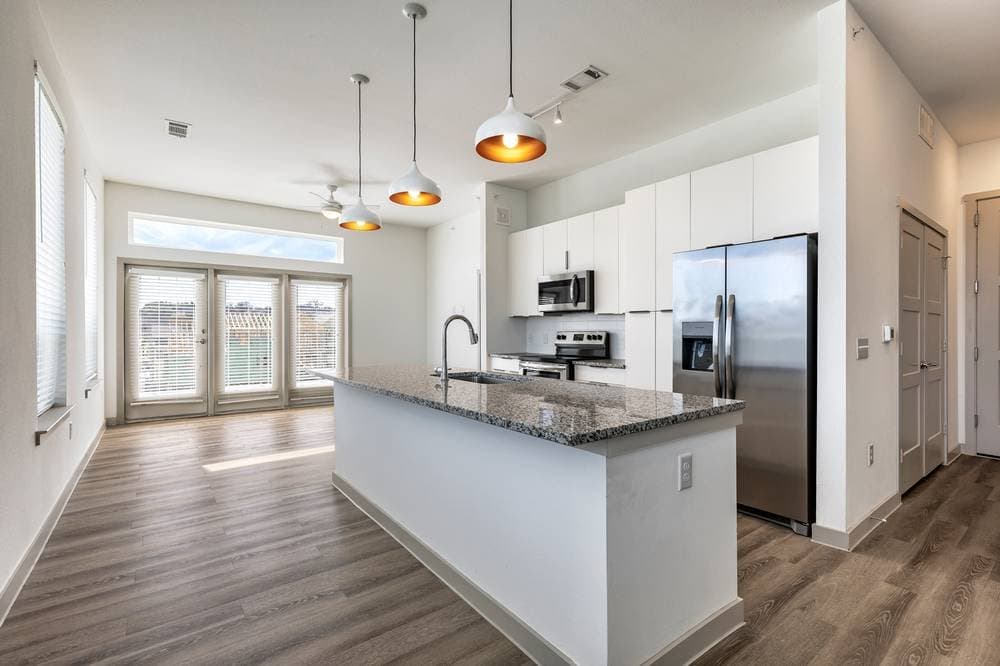 Austin Apartment: 1700 WIllow Creek