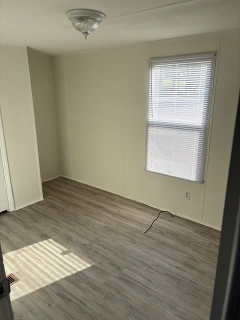 Raleigh House: 1112 Deep River Court