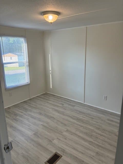 Raleigh House: 1112 Deep River Court