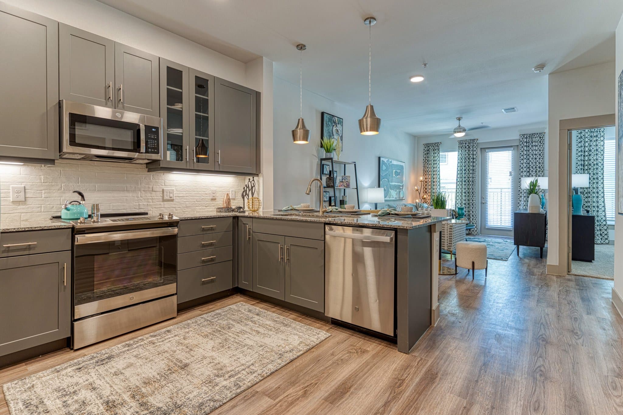 Austin Apartment: 1400 Royal Crest Dr.