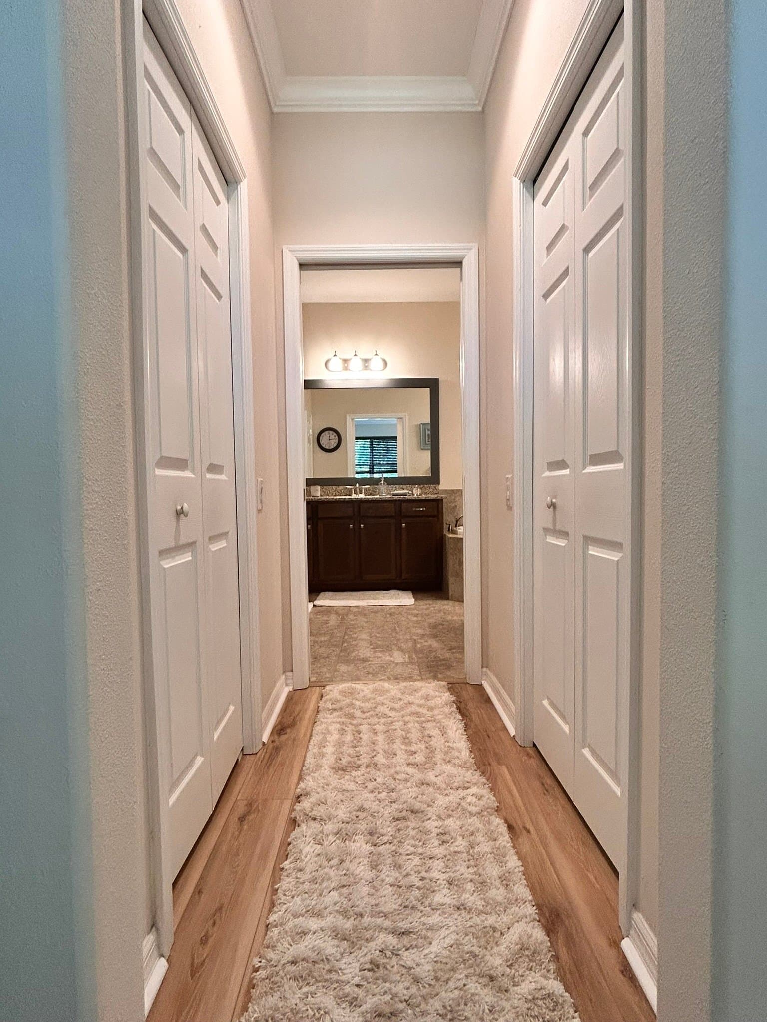 Largo House: 655 14th St NW