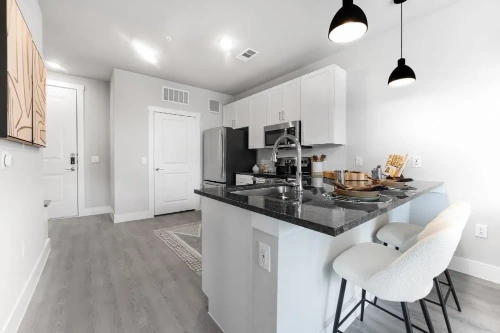 Austin Apartment: 7301 S IH 35