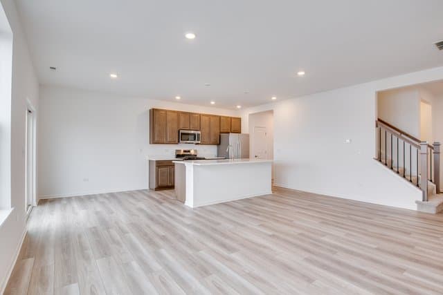 Plainfield Townhome: 15139 S Hepworth Place