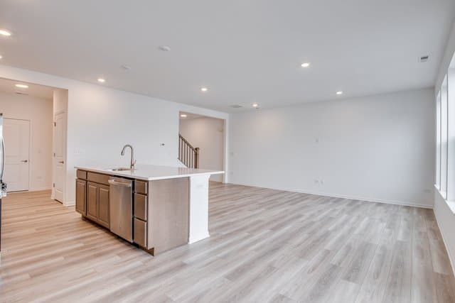 Plainfield Townhome: 15139 S Hepworth Place