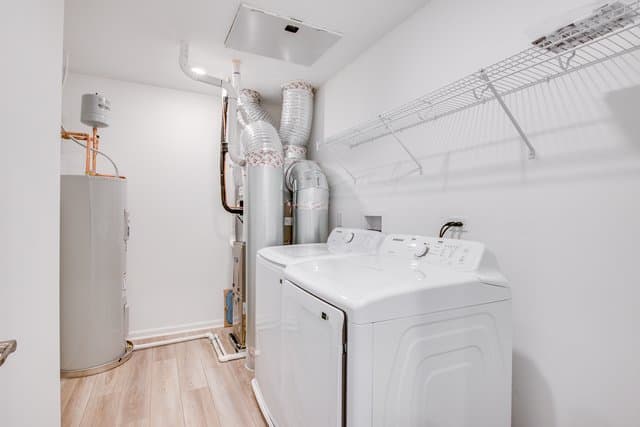 Plainfield Townhome: 15139 S Hepworth Place