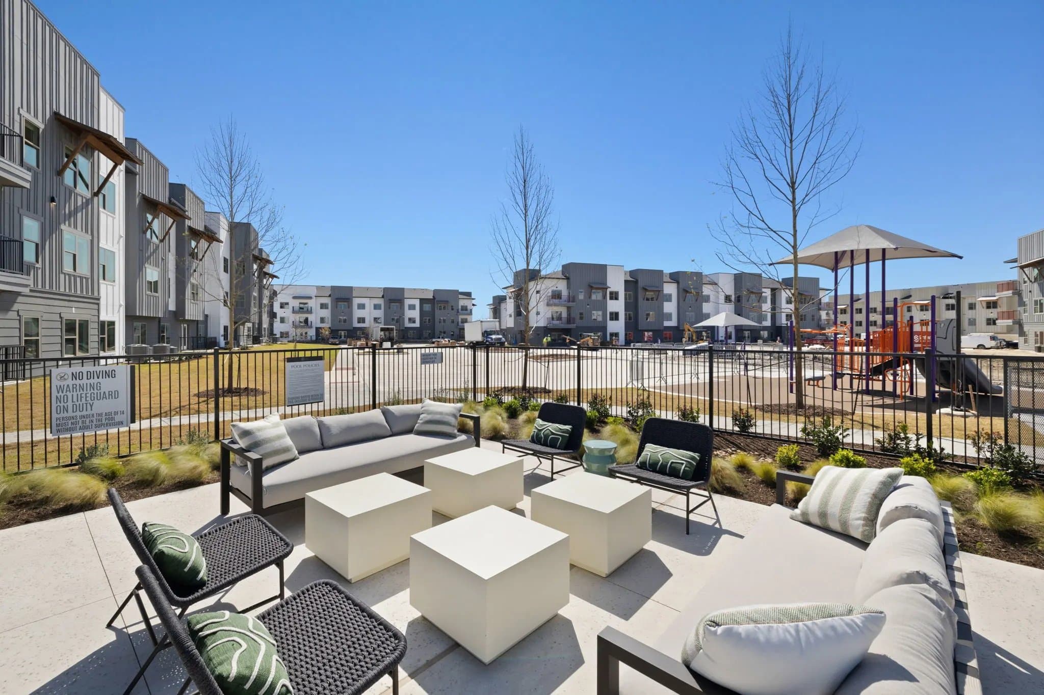 Creedmor Apartment: 12115 Creedmoor Municipal Dr