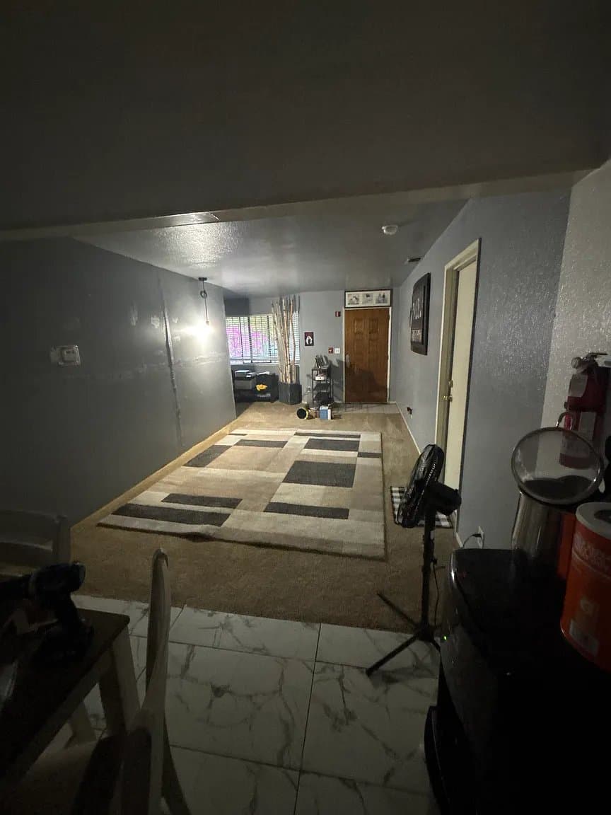 Sacramento Single Room: 3331 9th Ave