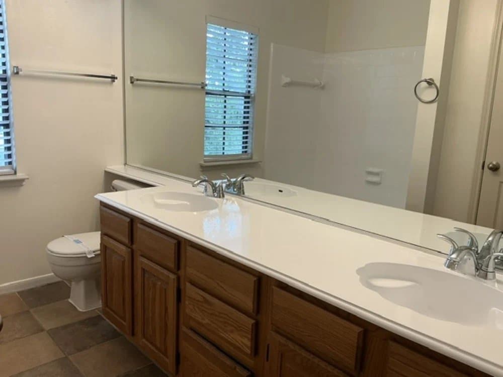 Seabrook House: 2815 sea ledge dr