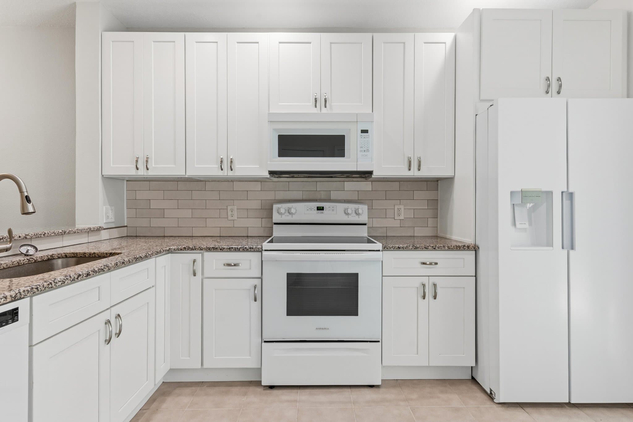 Tampa Townhome: 8671 Hunters Key Cir