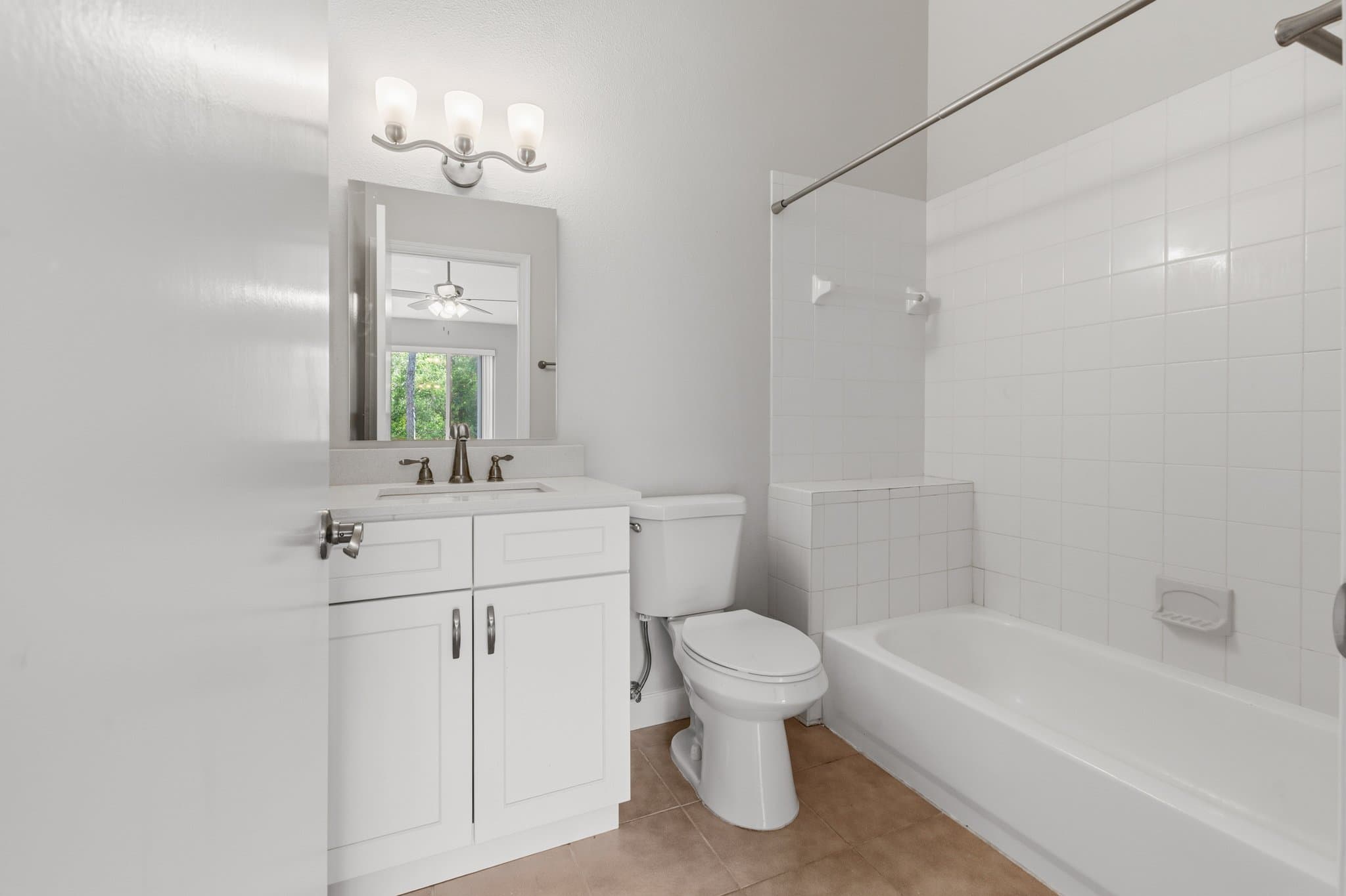Tampa Townhome: 8671 Hunters Key Cir