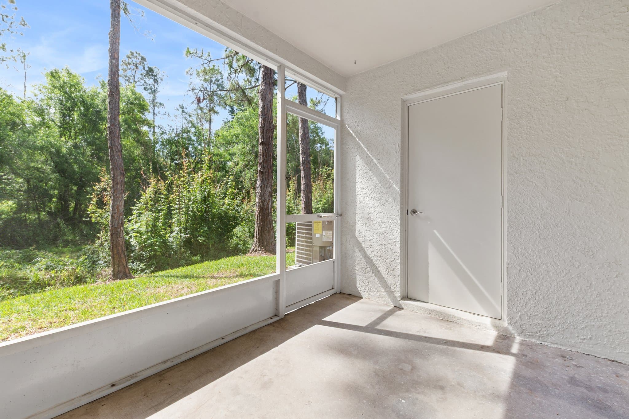 Tampa Townhome: 8671 Hunters Key Cir