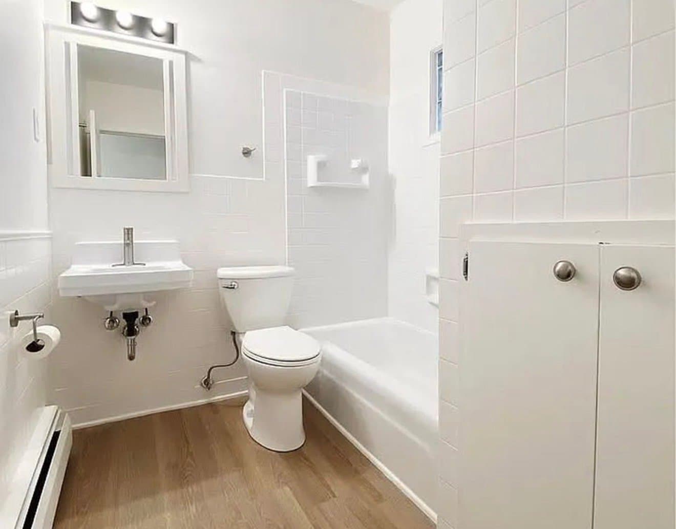 Minneapolis Apartment: 1433 4th St #2