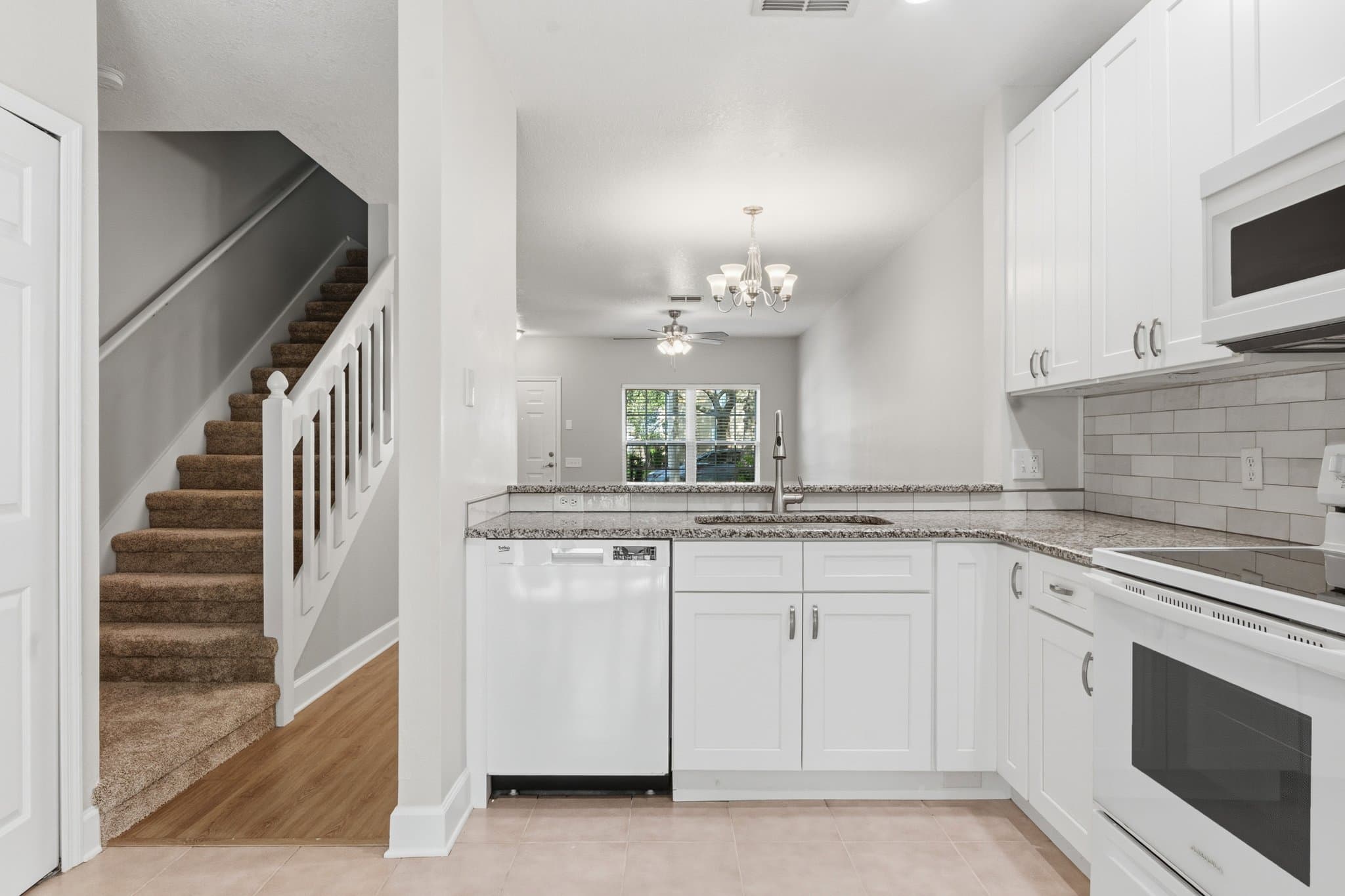 Tampa Townhome: 8671 Hunters Key Cir