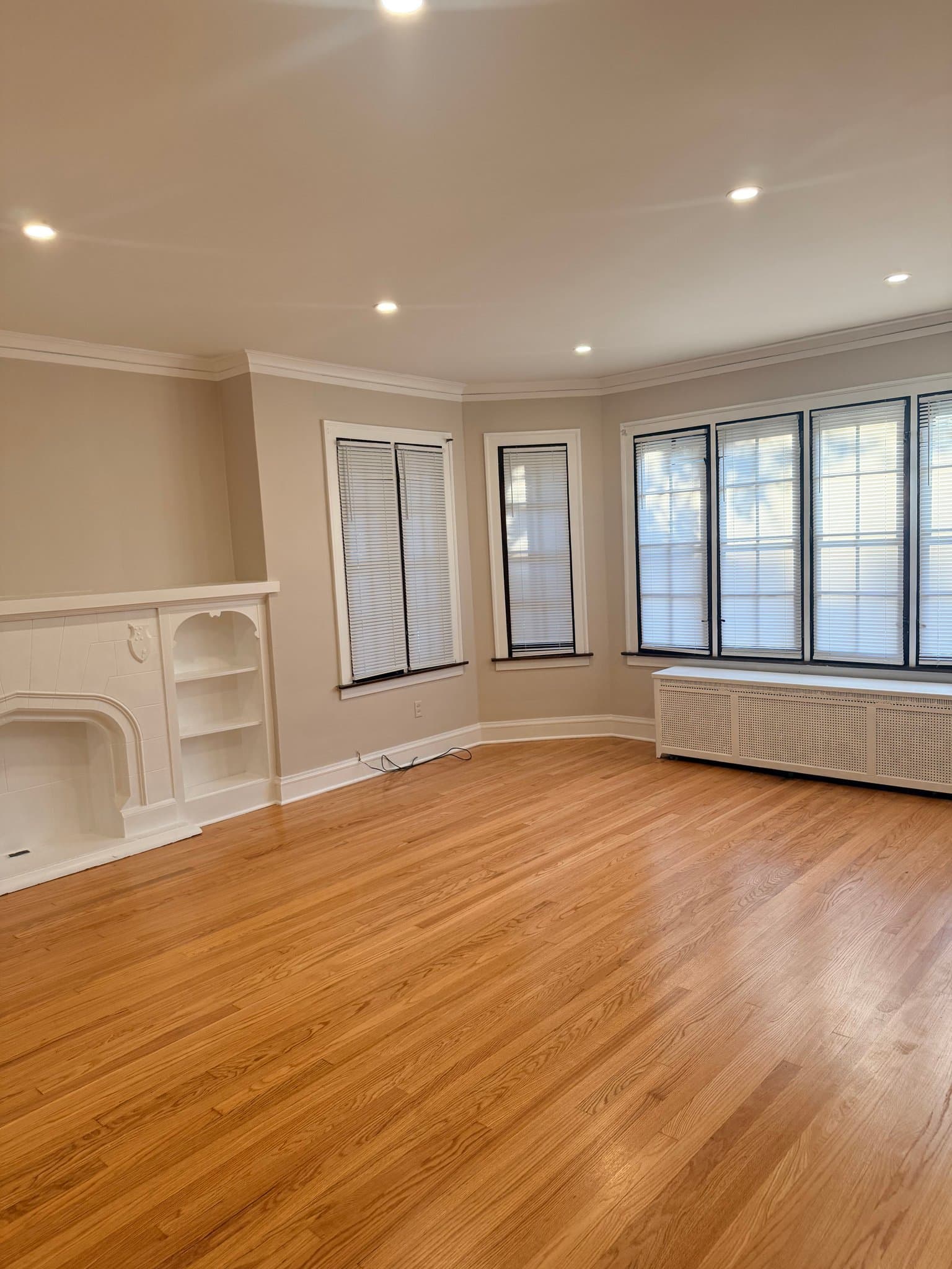 Chicago Apartment: 9221 S. Bishop