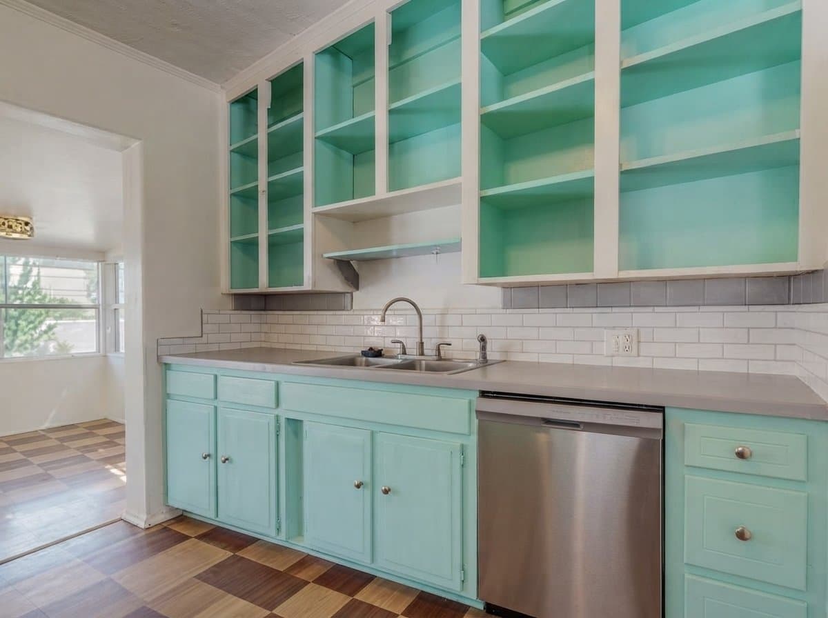 Albuquerque House: 2727 Monterey Ave SE