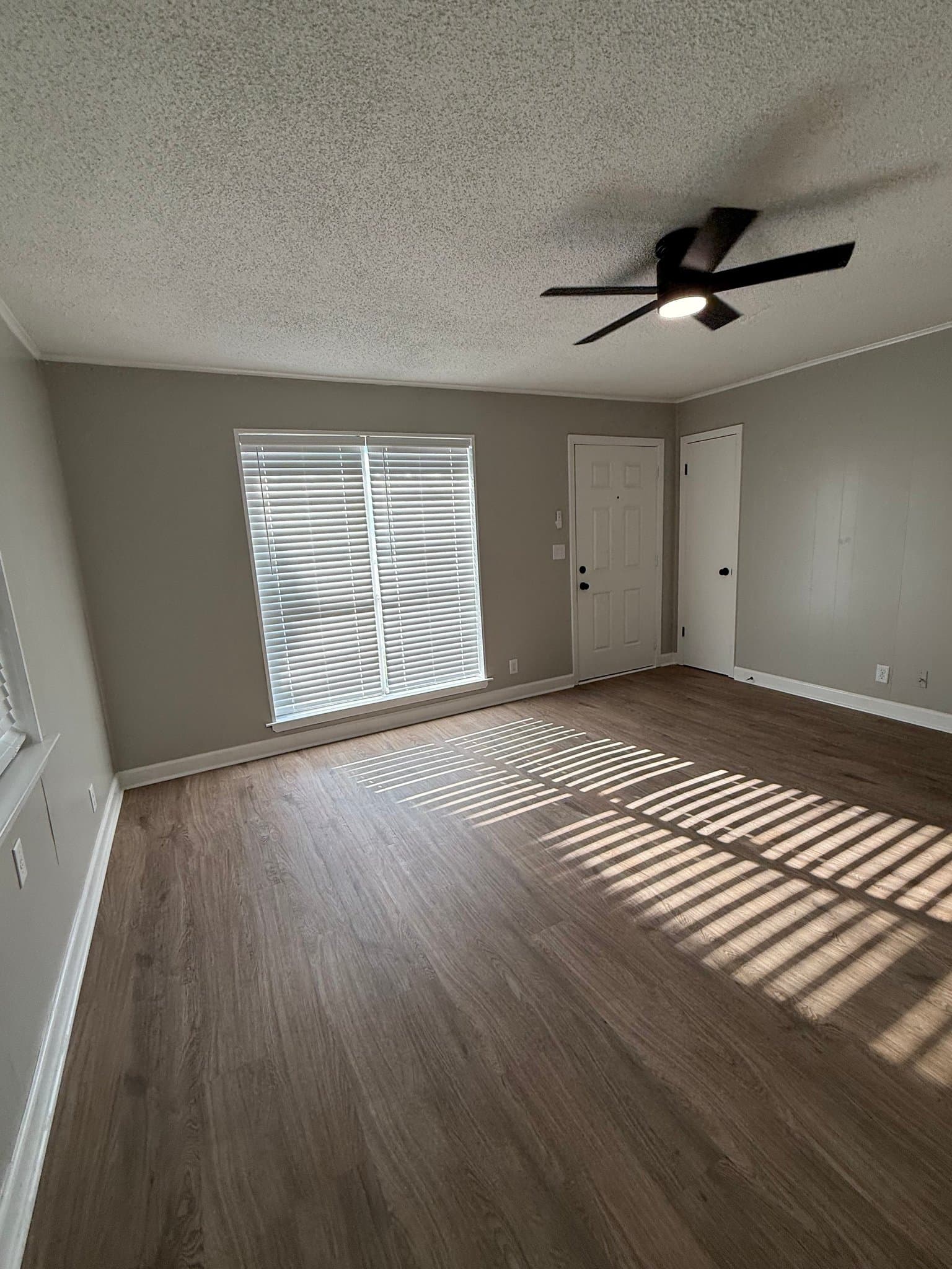 Senatobia House: 302 Scott St