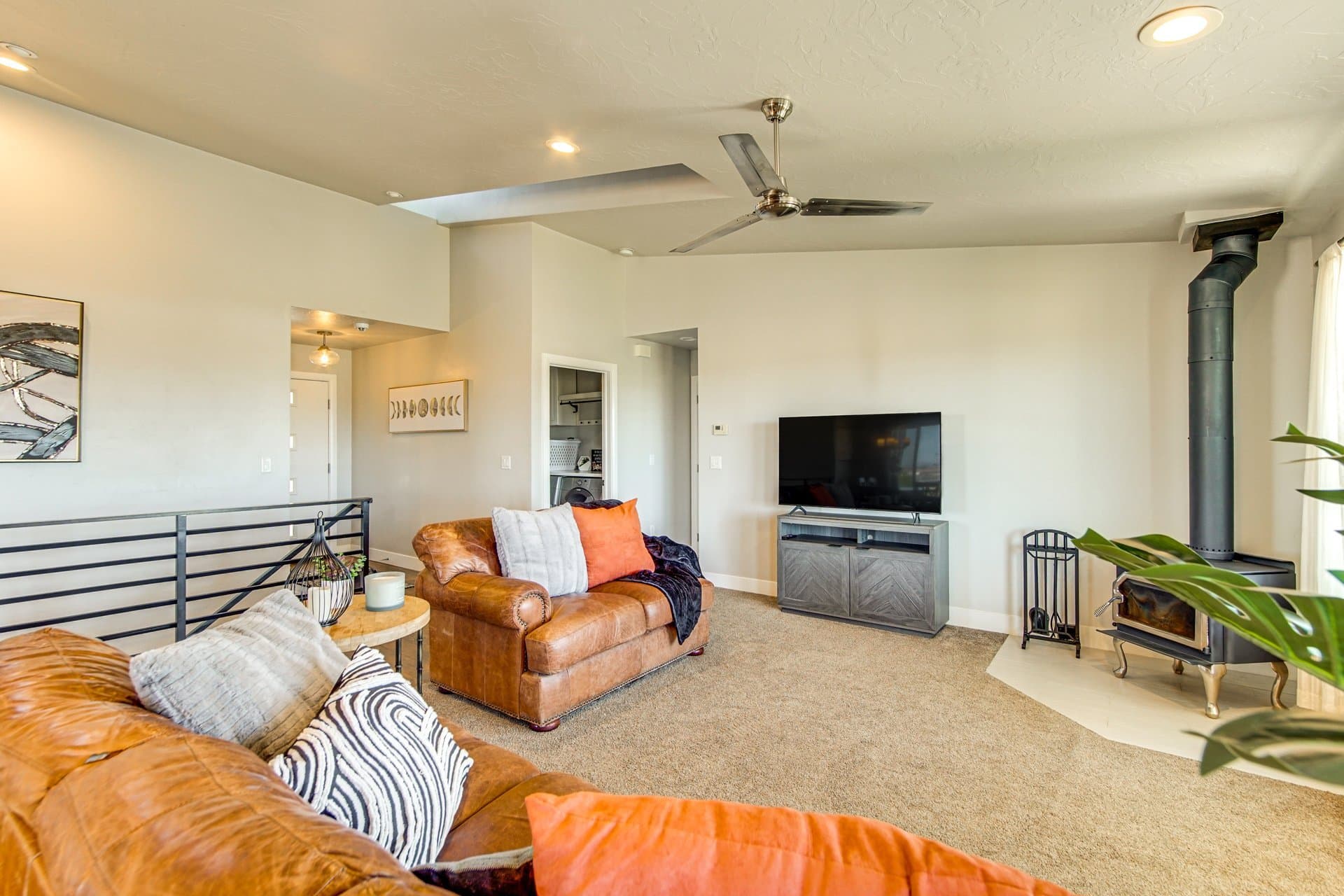 Cedar City House: 48 S Cimarron Circle