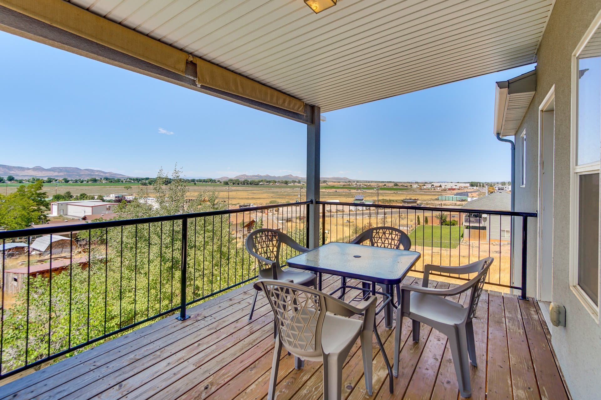 Cedar City House: 48 S Cimarron Circle