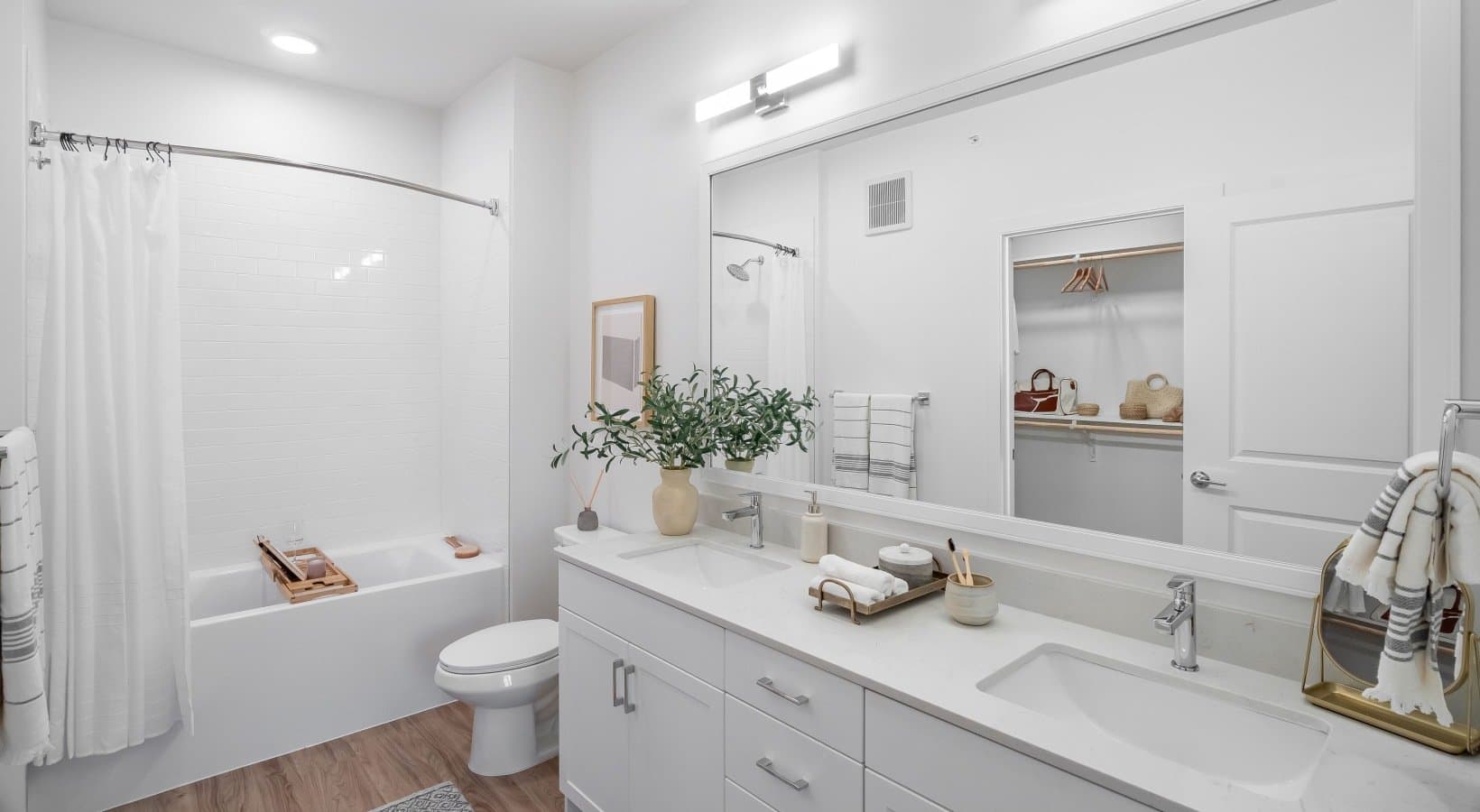 austin Apartment: 7733 Burleson rd