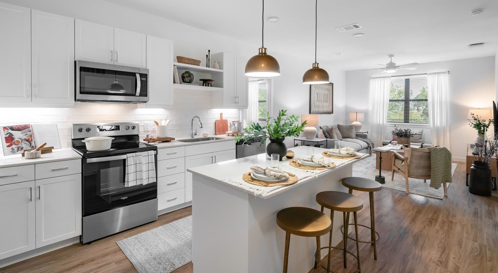 austin Apartment: 7733 Burleson rd