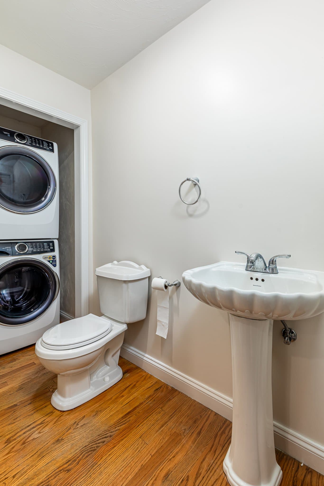 Salem Townhome: 12 Woodbury Ct