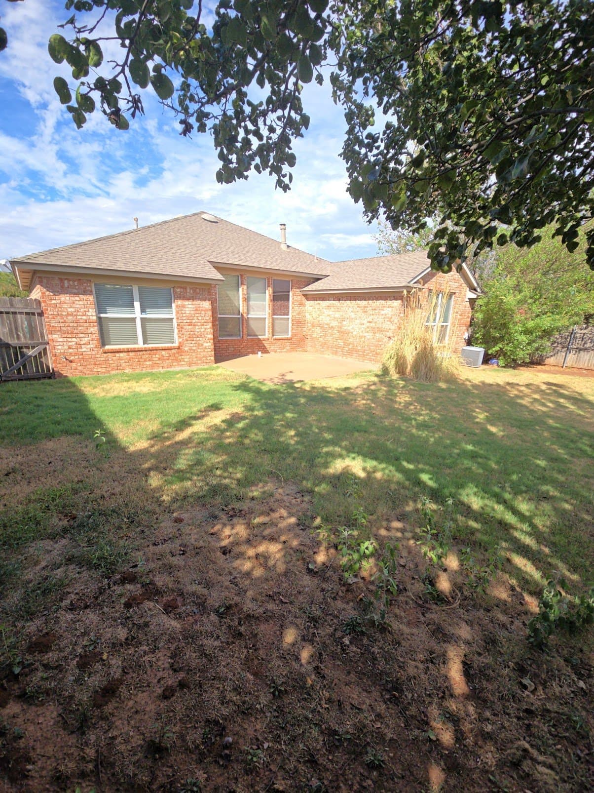 Edmond House: 2304 NW 162nd St