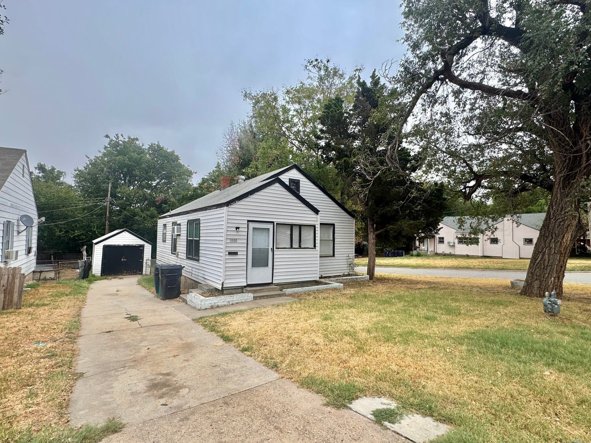 Oklahoma City House: 1000 N Tabor Ave