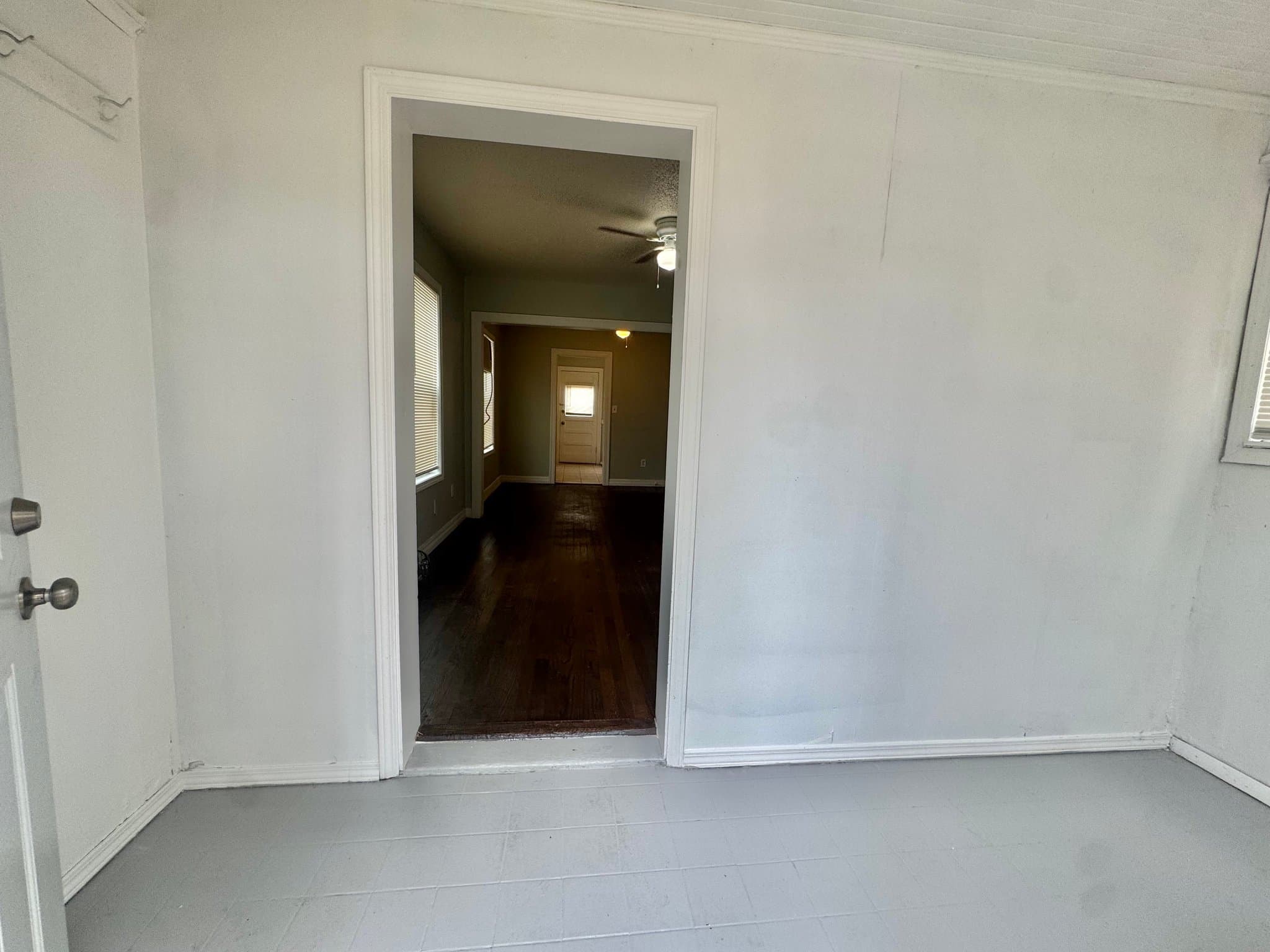Oklahoma City House: 1000 N Tabor Ave