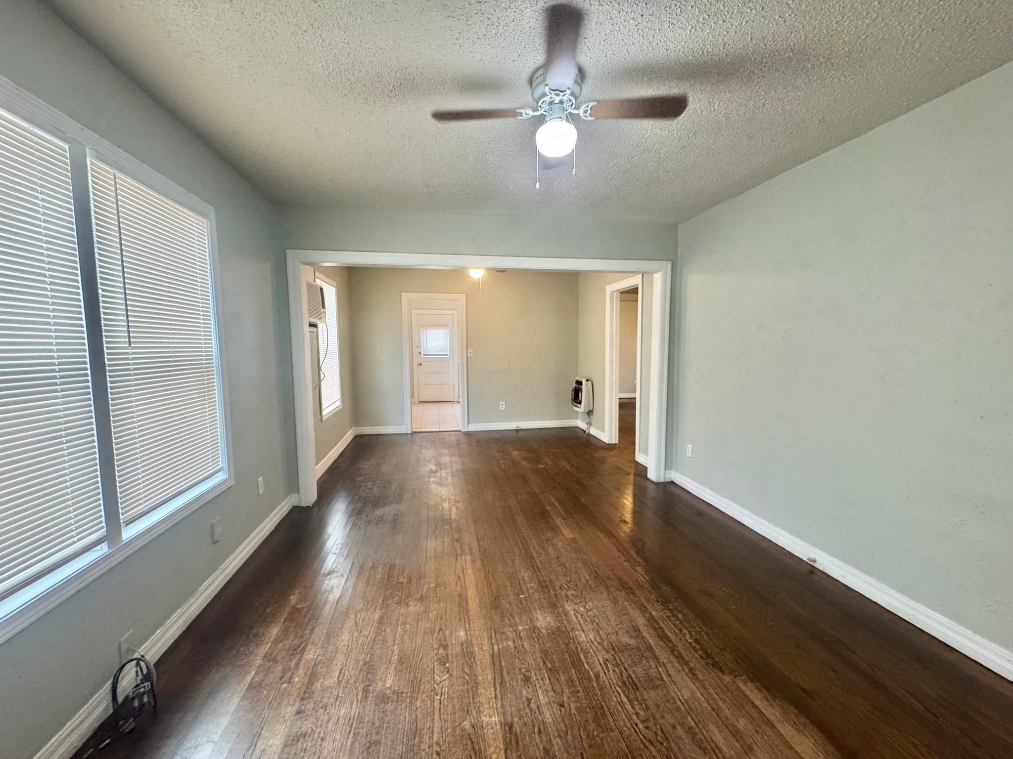 Oklahoma City House: 1000 N Tabor Ave