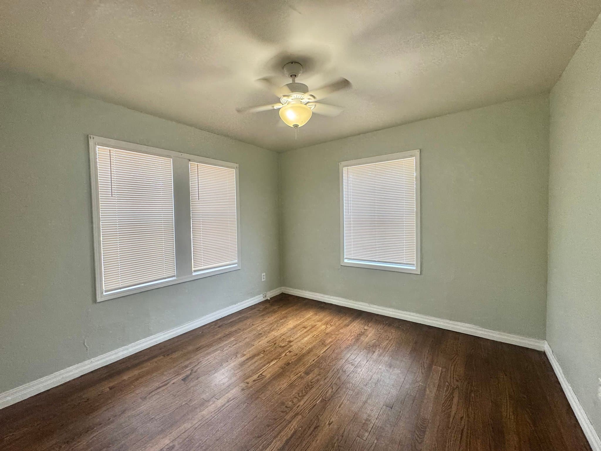 Oklahoma City House: 1000 N Tabor Ave