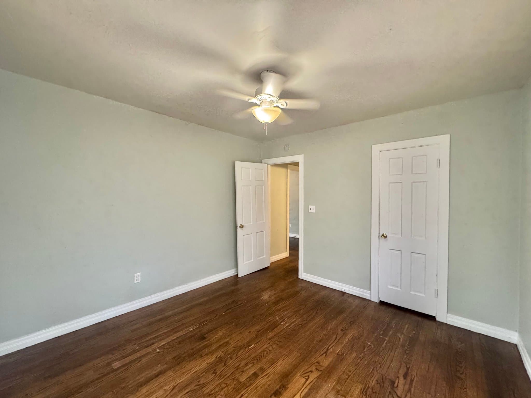 Oklahoma City House: 1000 N Tabor Ave