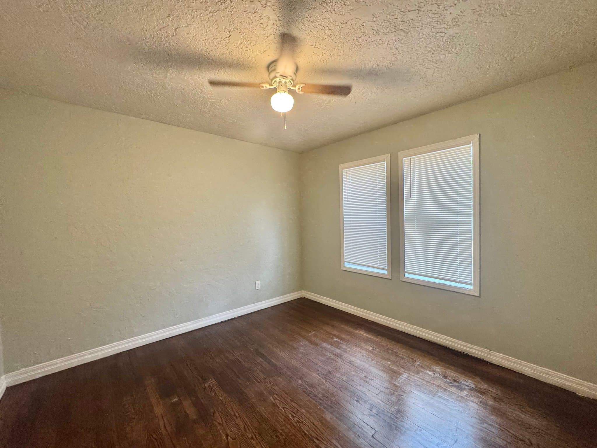 Oklahoma City House: 1000 N Tabor Ave